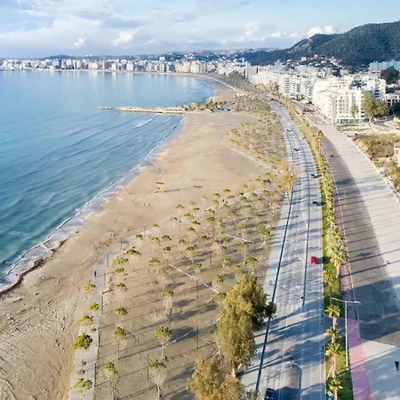 Sofia Seaview Apartment On Lungomare Vlore