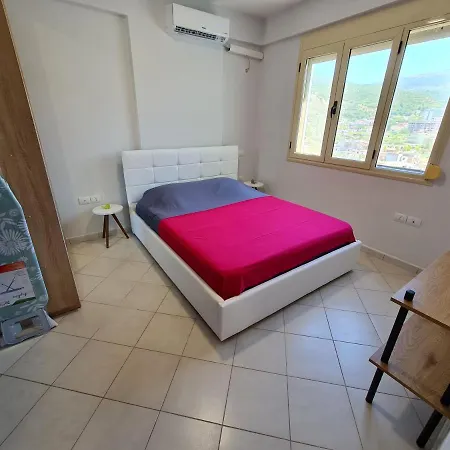 Sofia Seaview Apartment On Lungomare * Vlore