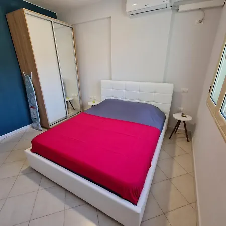 Sofia Seaview Apartment On Lungomare