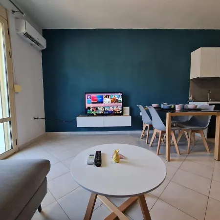 Sofia Seaview Apartment On Lungomare Apartment Vlore