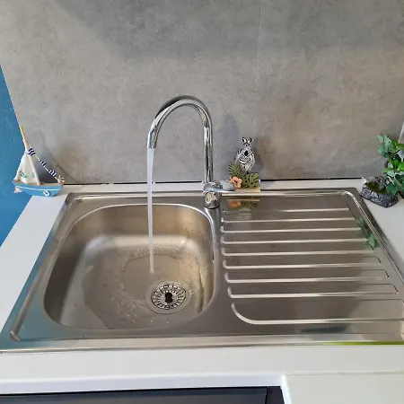 Sofia Seaview Apartment On Lungomare